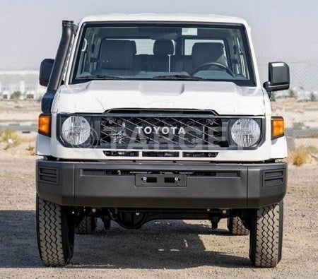 Toyota Land Cruiser 70 2025, photo 2 of 4