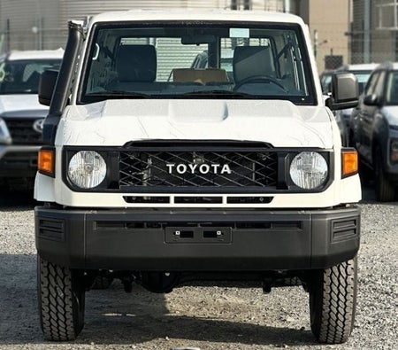 Toyota Land Cruiser 70 2025, photo 3 of 4