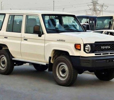 Toyota Land Cruiser 70 2025, photo 1 of 4