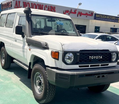 Toyota Land Cruiser 70  2025, photo 1 of 4