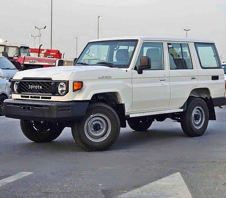 Bianca Toyota Land Cruiser 70 2025 Bianca Toyota Land Cruiser 70 2025