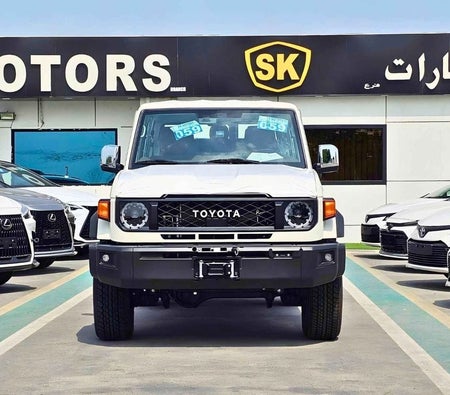Weiß Toyota Land Cruiser 70 2025 Weiß Toyota Land Cruiser 70 2025