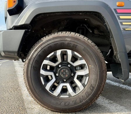 Toyota Land Cruiser 70 2026, photo 3 of 4