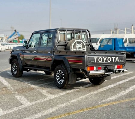 Grau Toyota Land Cruiser 70 2026 Grau Toyota Land Cruiser 70 2026