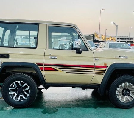Toyota Land Cruiser 70  2026, photo 3 of 4