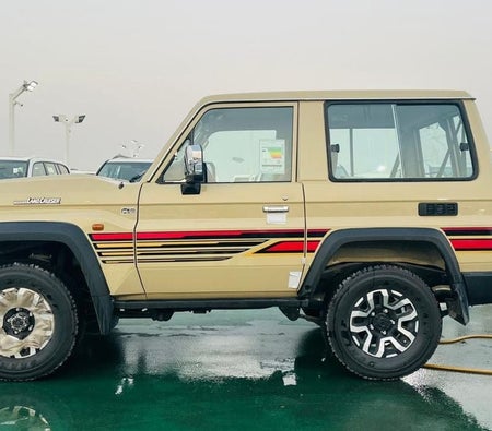 Toyota Land Cruiser 70  2026, photo 4 of 4