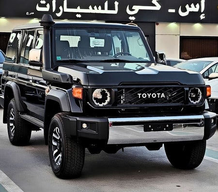 Nero Toyota Land Cruiser 70 2026