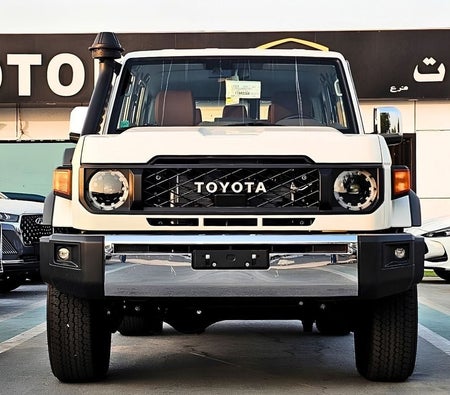 Bianca Toyota Land Cruiser 70 2026