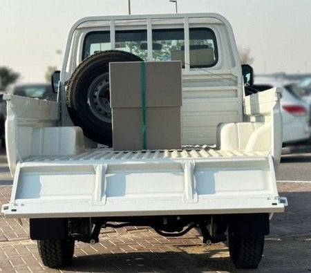 Toyota Land Cruiser Pickup 2025, photo 4 of 4