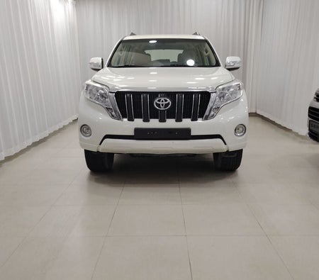 wit Toyota Prado 2015
