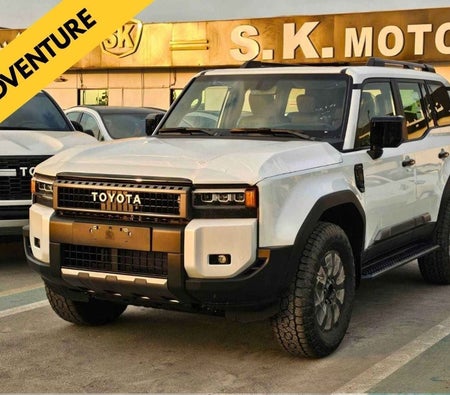 Белый Toyota Prado 2026 Белый Toyota Prado 2026