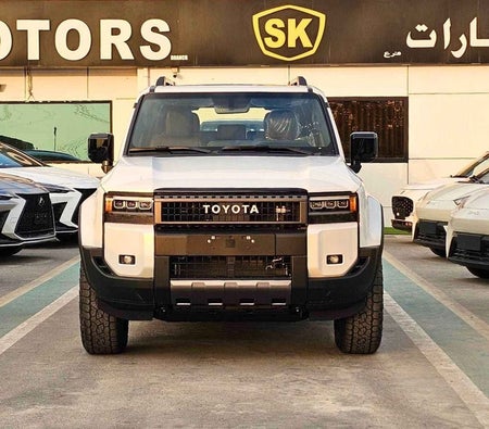 Белый Toyota Prado 2026 Белый Toyota Prado 2026