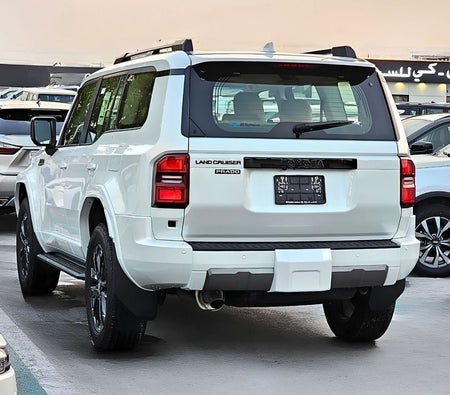 Bianca Toyota Prado 2026