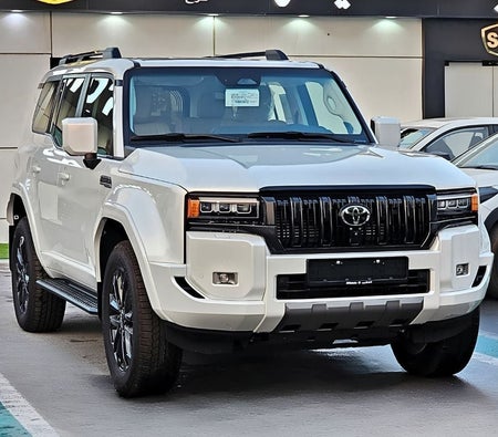 Bianca Toyota Prado 2026