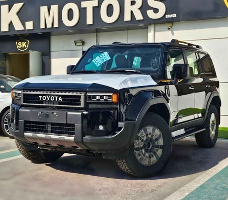 Черный Toyota Prado 2026 Черный Toyota Prado 2026