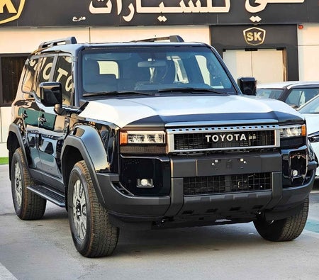 Черный Toyota Prado 2027 Черный Toyota Prado 2027