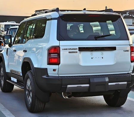 Blanc Toyota Prado 2027