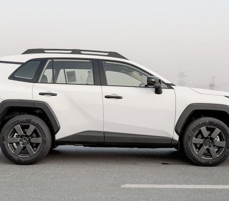Toyota RAV4 2026, photo 2 of 4