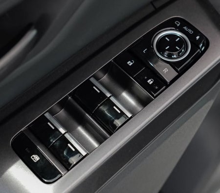 Белый Toyota RAV4 2026 Белый Toyota RAV4 2026