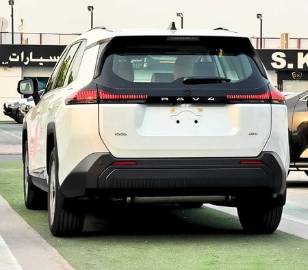 Белый Toyota RAV4 2026 Белый Toyota RAV4 2026