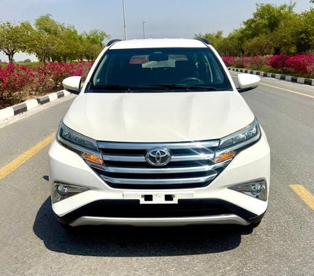Bianca Toyota Rush 2023