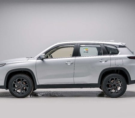 Toyota Urban Cruiser 2025, photo 3 of 4