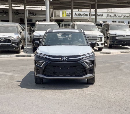 Toyota Urban Cruiser 2026, photo 2 of 4
