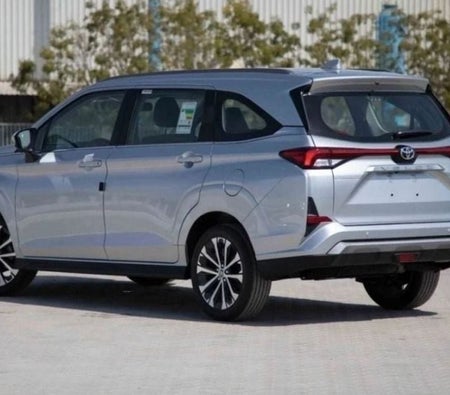Toyota Veloz 2025, photo 4 of 4