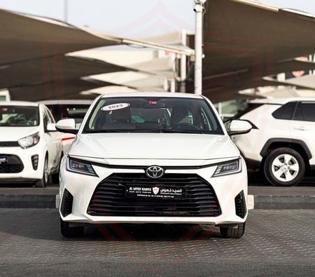 Toyota Yaris 2023, photo 2 of 4
