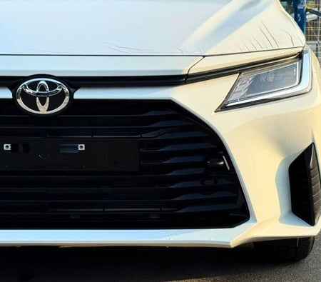 Blanc Toyota Yaris 2026