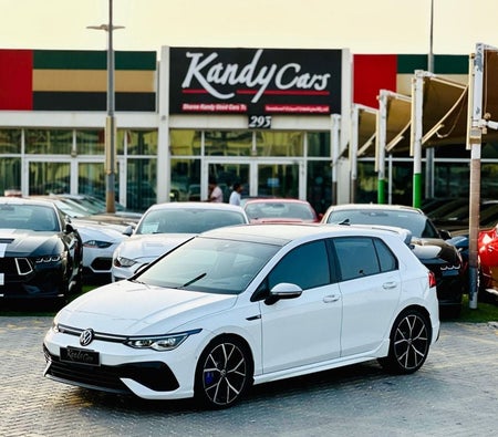 Volkswagen Golf  2023, photo 1 of 4