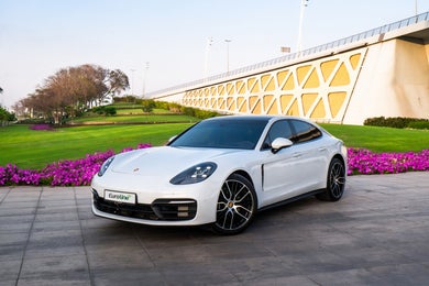 Rent Porsche Panamera 2023 in Dubai