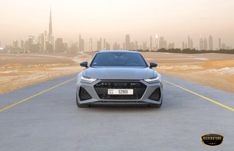 Rent Audi RS6 avant performance 2024, photo 2 of 4