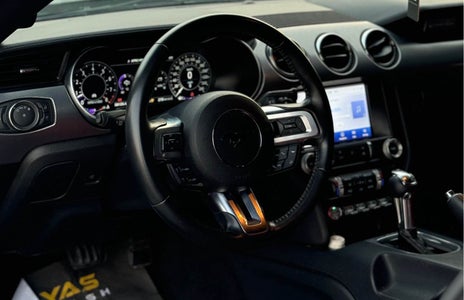 Rent Ford Mustang GT Convertible V8 2023, photo 2 of 4