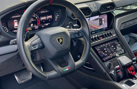 Rent Lamborghini Urus S 2023, photo 2 of 4