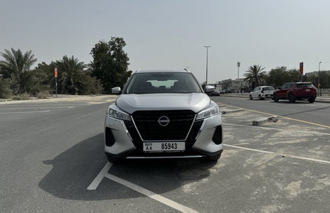 Rent Nissan Kicks 2024, photo 3 of 4