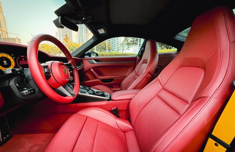 Rent Porsche 911 Carrera 2025, photo 4 of 4