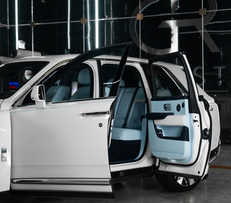 Unmatched Comfort. Unrivaled Presence.