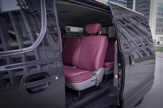 Hyundai H1 (11 pax) 2