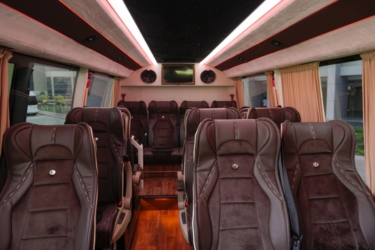 Mercedes Sprinter 16 pax 2022 3