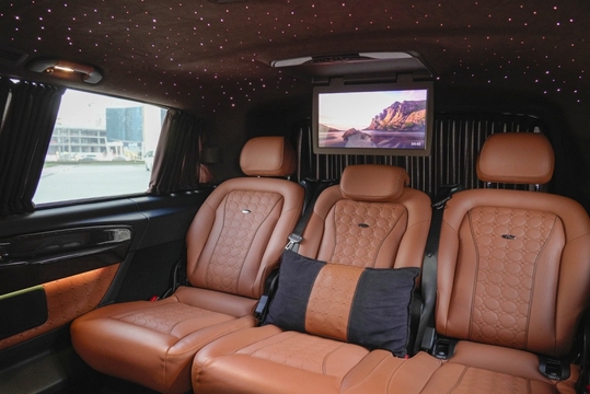 Mercedes Benz V class 2022 (Premium with 2 LCDs) 5