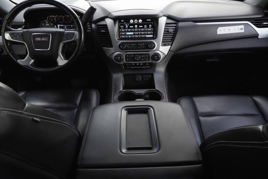 GMC Yukon XL 3