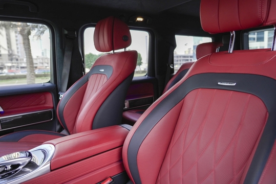 Mercedes-Benz G63 4