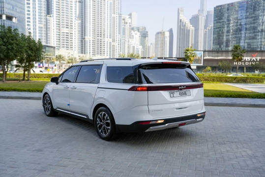 Kia Carnival 2024 6