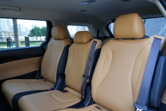 Kia Carnival 2024 2