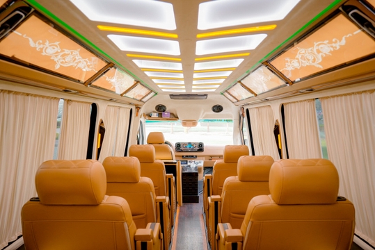 Mercedes Benz Sprinter 2024 (12pax) 5