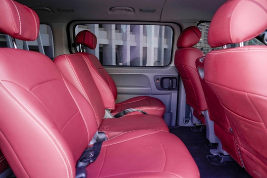 Hyundai H1 (11 Personen) 3