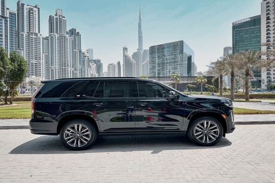 Cadillac Escalade ESV 2