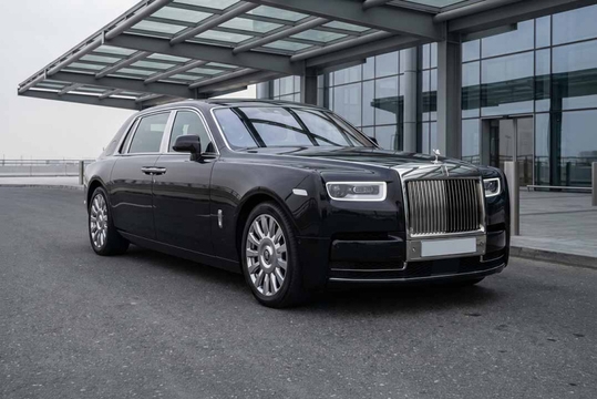 Rolls-Royce Phantom Extended Wheelbase 2